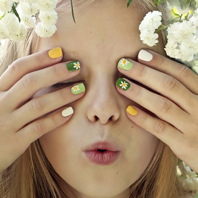 EZ NAILS - KIDS MENU (ages 11 and younger)